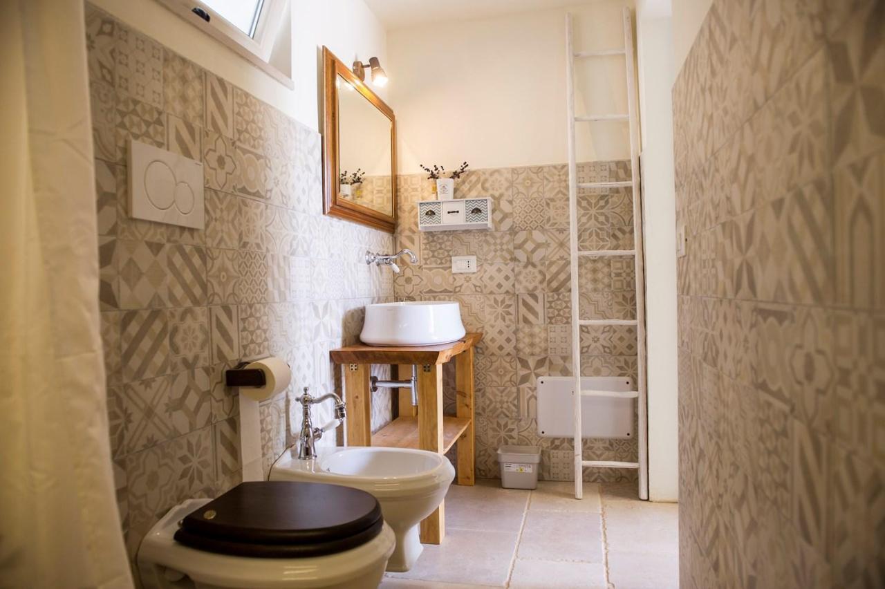 Вилла Dimora Trullivo, Charming House Кастеллана-Гротте Экстерьер фото
