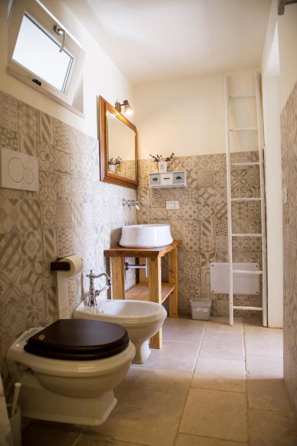 Вилла Dimora Trullivo, Charming House Кастеллана-Гротте Экстерьер фото